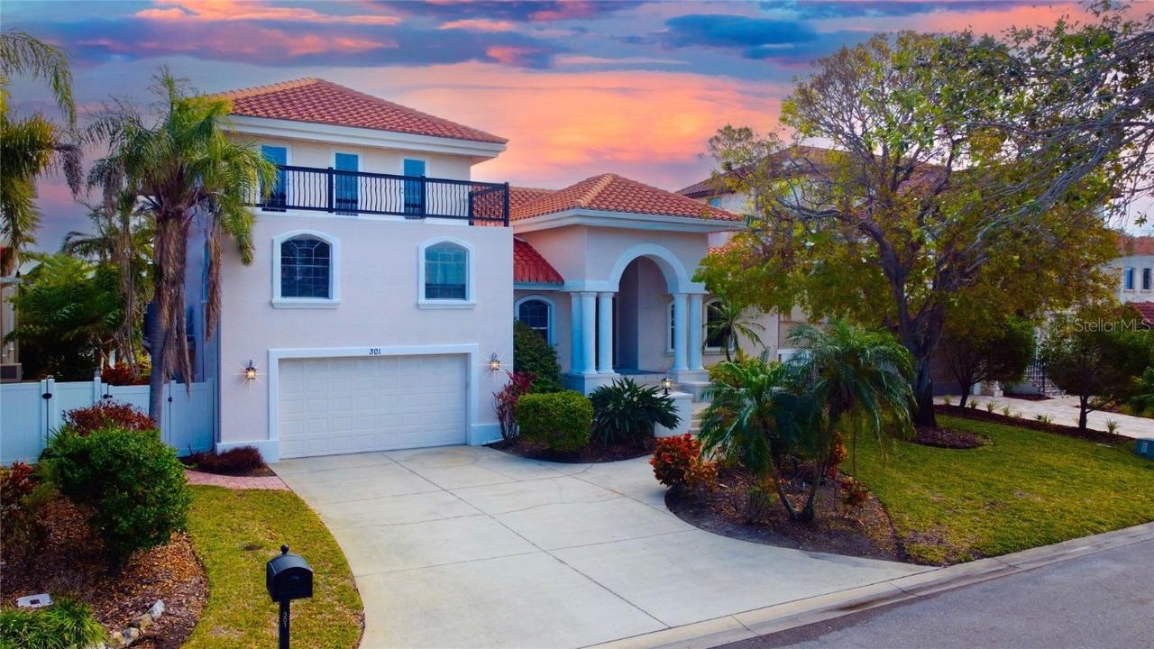 301 Midway Island, Clearwater Beach, FL 33767