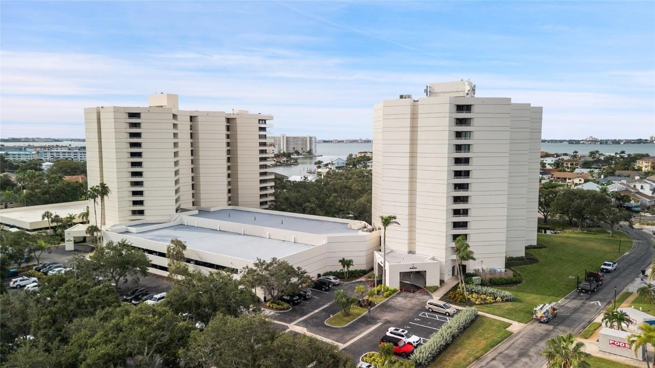 5950 Pelican Bay Plz. #705, Gulfport, FL 33707
