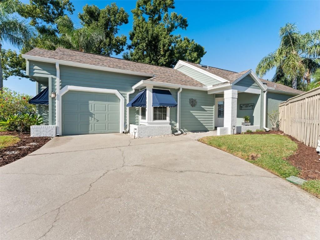 1209 Roxbury Dr., Safety Harbor, FL 34695