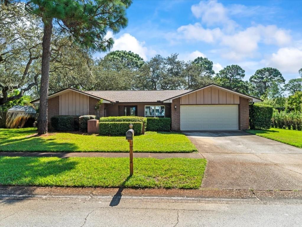 1402 Silver Oak Dr., Tarpon Springs, FL 34689