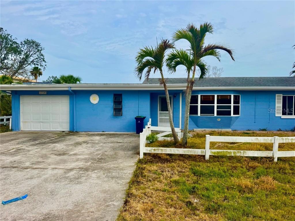 17595 1st St., Redington Shores, FL 33708
