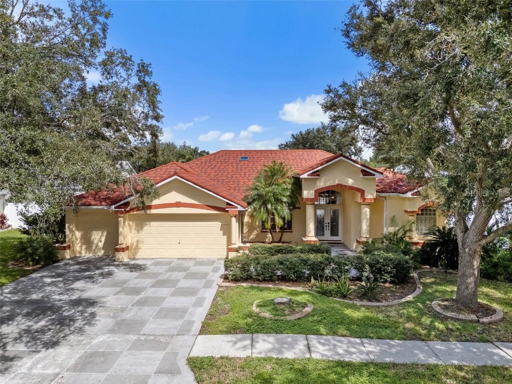 5230 Halstead Ln., Zephyrhills, FL 33541