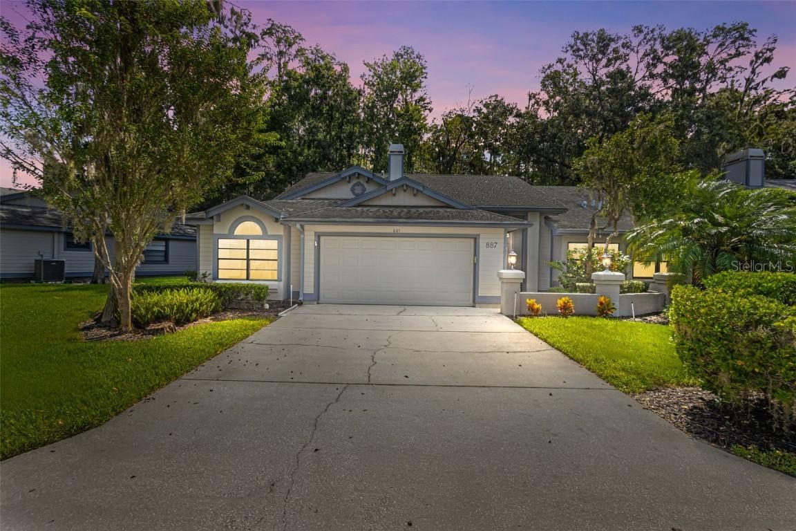 887 Lucas Ln., Oldsmar, FL 34677