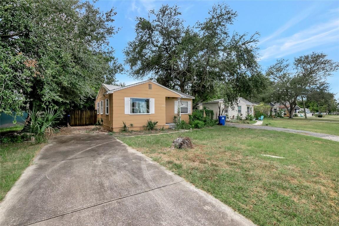 532 Hampton Ave., St Petersburg, FL 33703