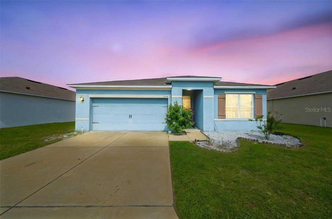 1332 Coventry Ct., Winter Haven, FL 33880