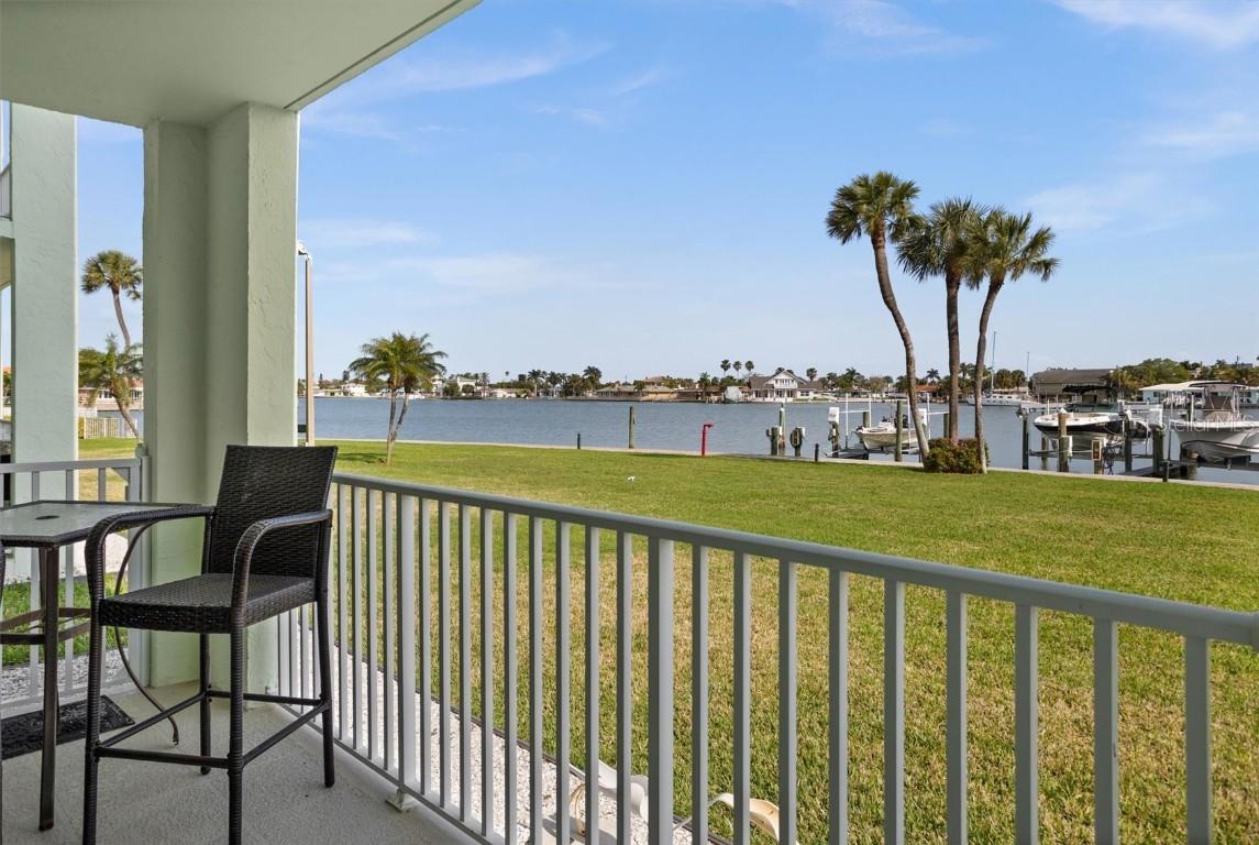 400 64th Ave. #105, St Pete Beach, FL 33706