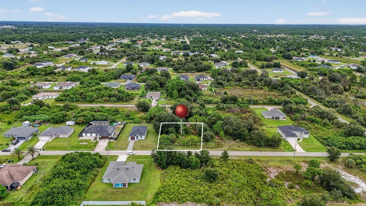 851 Wolverine St., Lehigh Acres, FL 33974