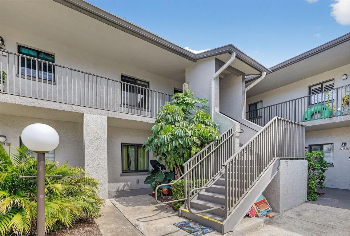 2387 Lake Heather Heights Ct. #203, Dunedin, FL 34698