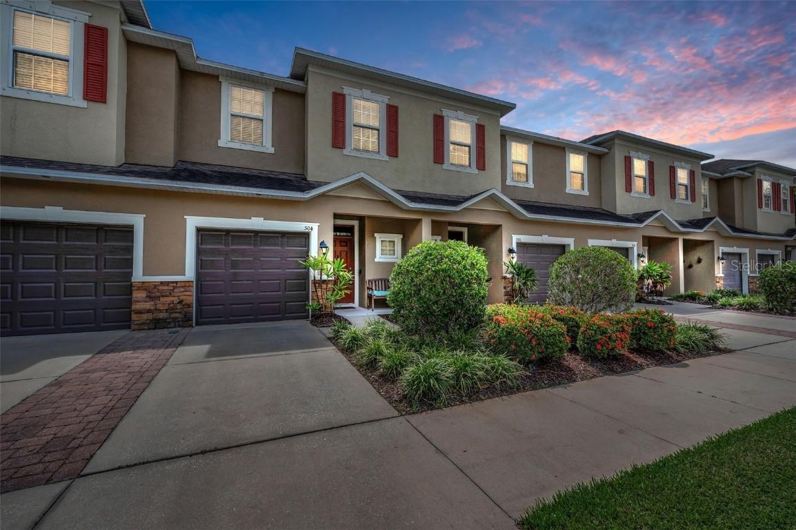 504 Cabernet Way, Oldsmar, FL 34677
