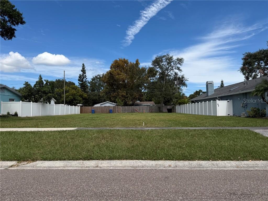 845 43rd Ave., St Petersburg, FL 33703