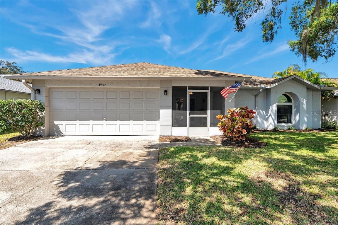 3957 Tarpon Pointe Cir., Palm Harbor, FL 34684