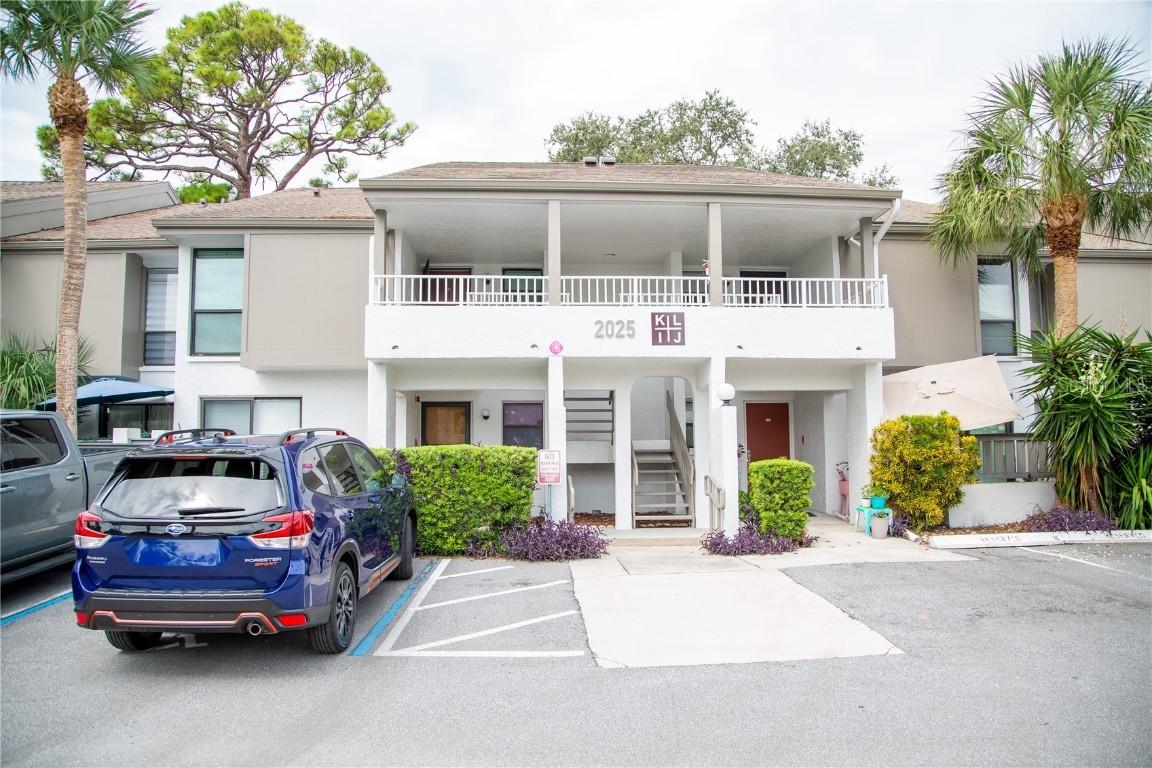 2025 Lakewood Club Dr. #5K, St Petersburg, FL 33712