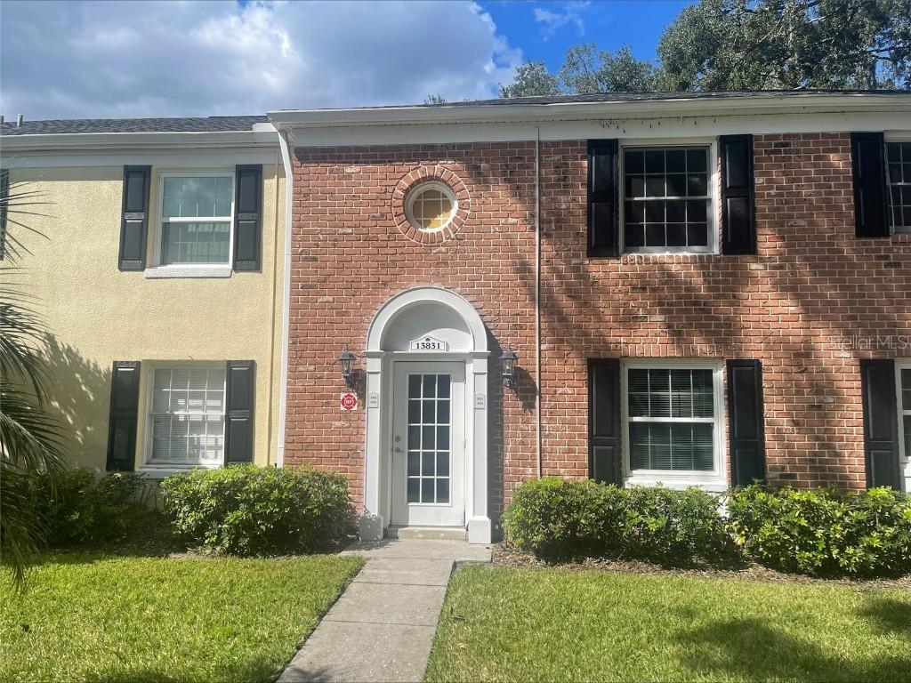 13831 Orange Sunset Dr. #201, Tampa, FL 33618