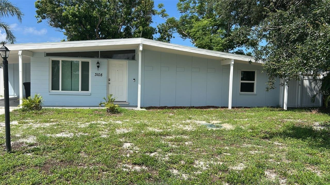 3108 Smith Ave., Bradenton, FL 34207