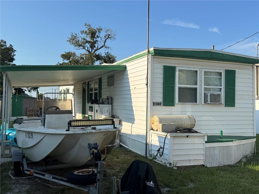 7102 Jeanne Ave., Hudson, FL 34667
