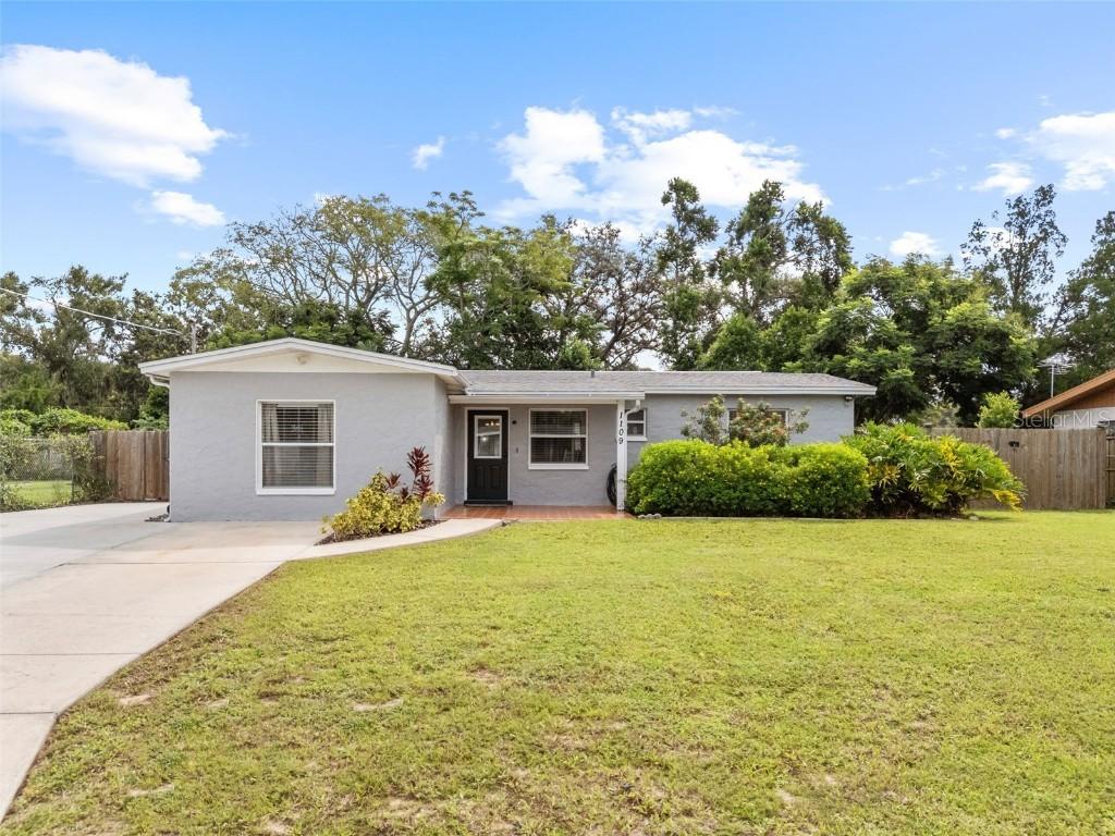 1109 W Camellia Dr., Brandon, FL 33510