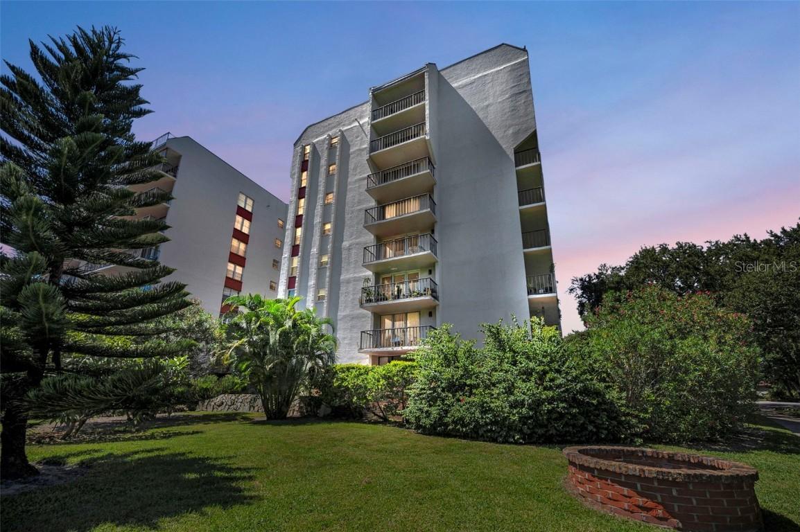 2699 Seville Blvd. #105, Clearwater, FL 33764