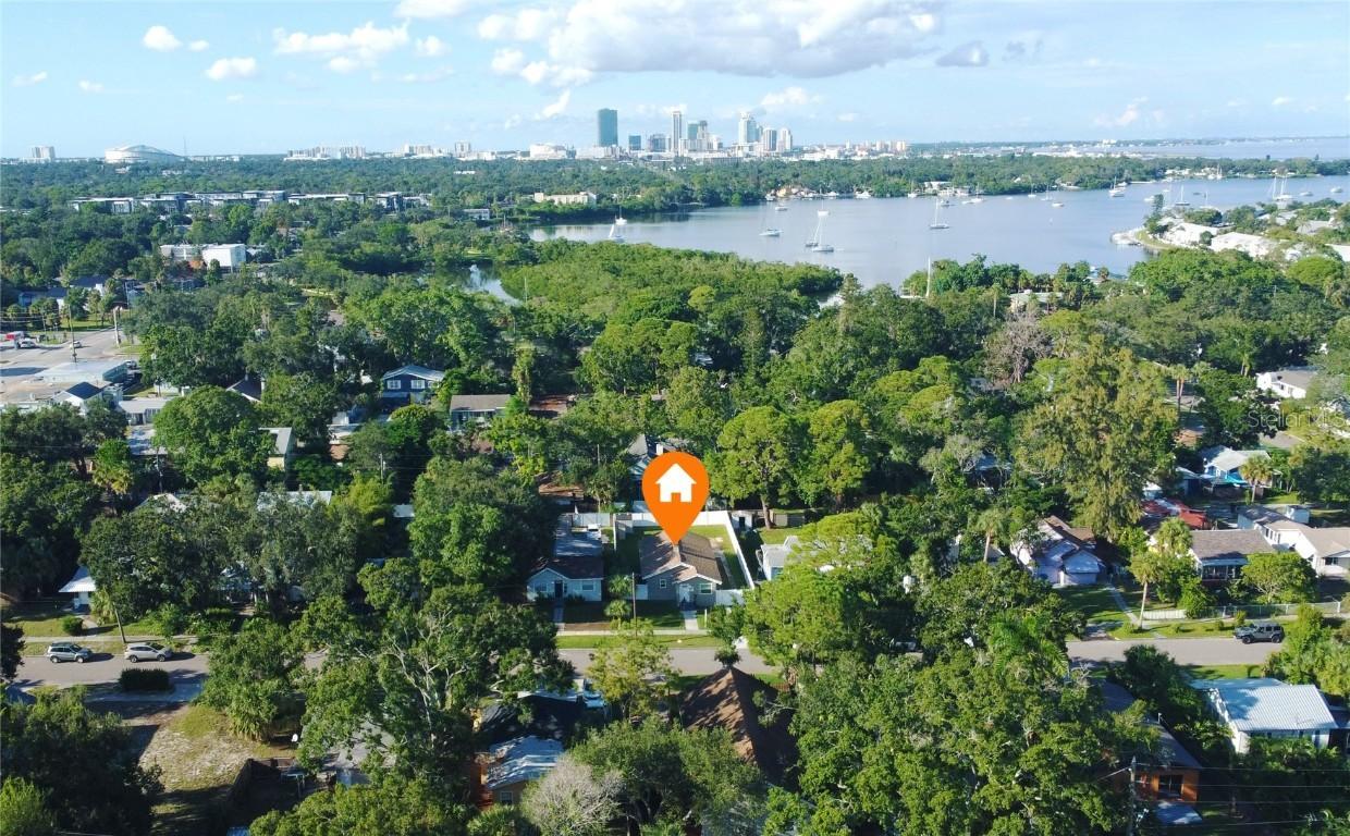 453 41st Ave., St Petersburg, FL 33705