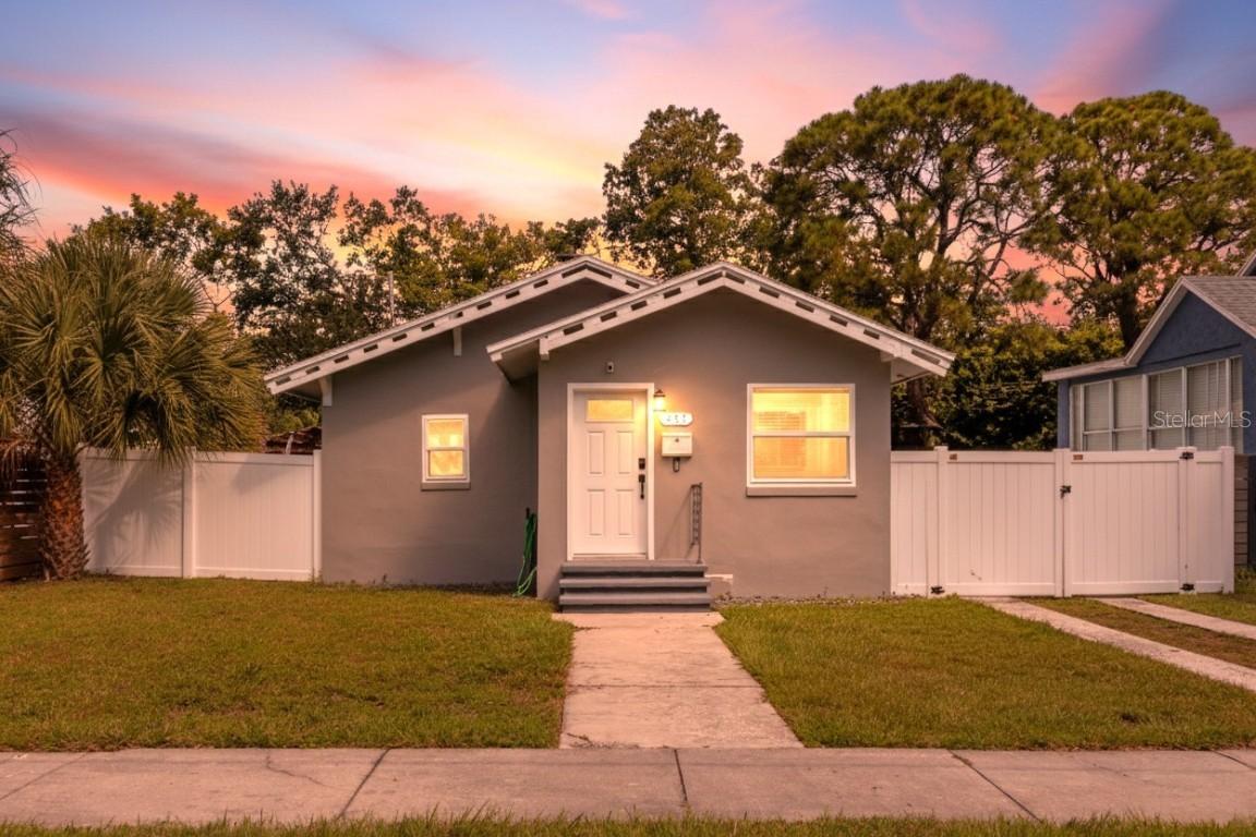 453 41st Ave., St Petersburg, FL 33705