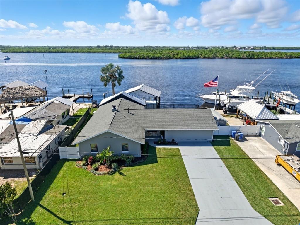 3422 W Shell Point Rd., Ruskin, FL 33570