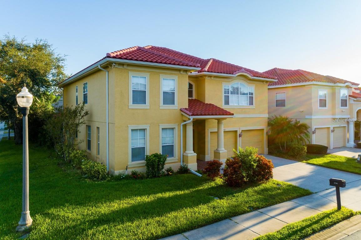 2281 Highland Woods Dr., Dunedin, FL 34698