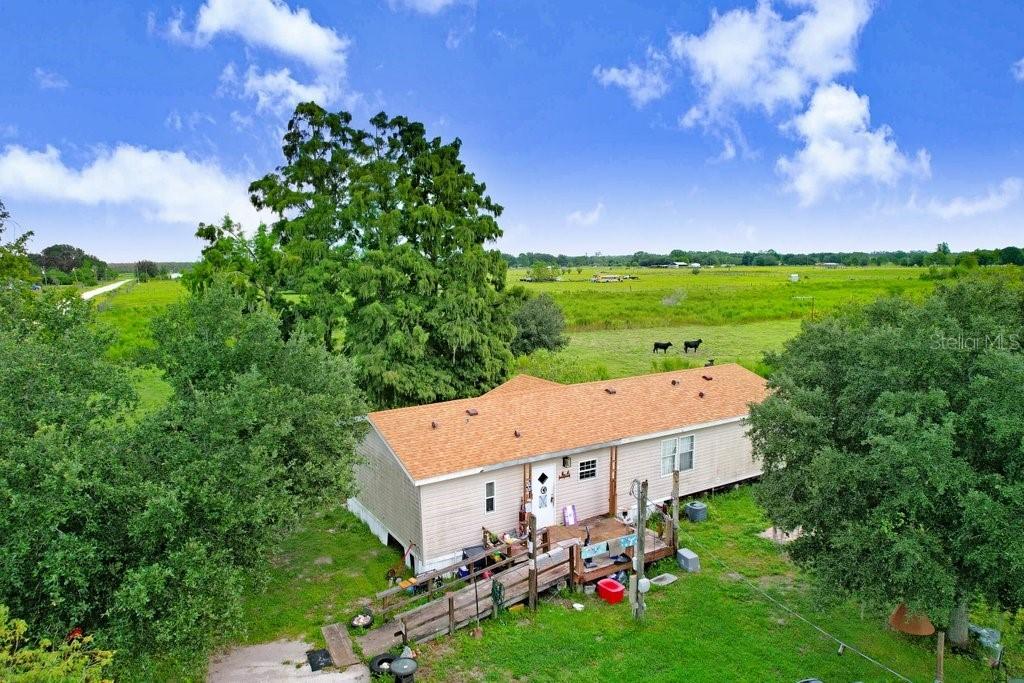 56 Meadow Way, Frostproof, FL 33843