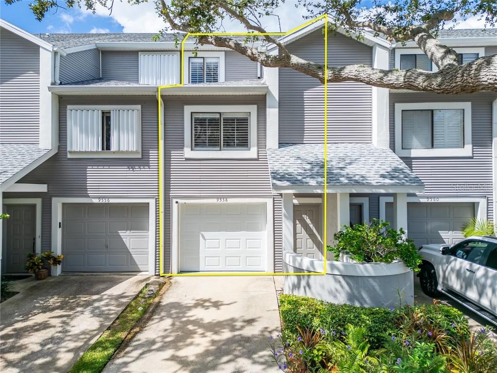 9558 Tara Cay Ct. #21, Seminole, FL 33776