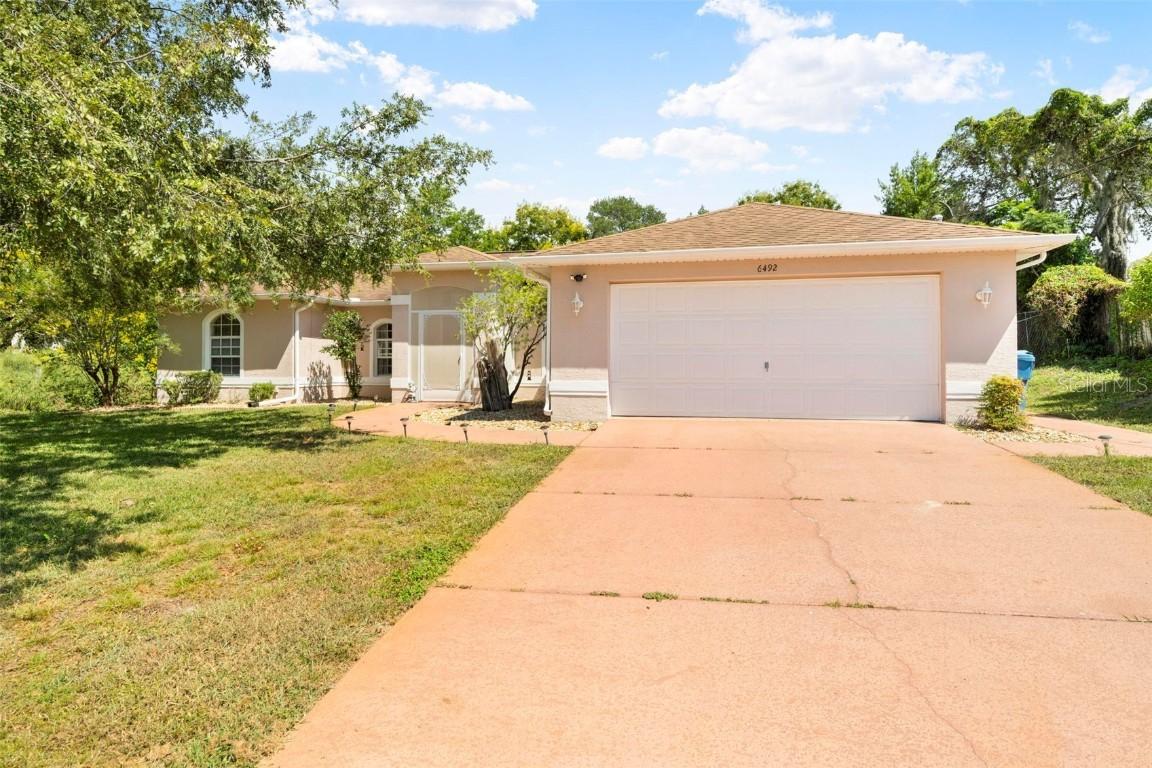 6492 Blackbird Ave., Weeki Wachee, FL 34613
