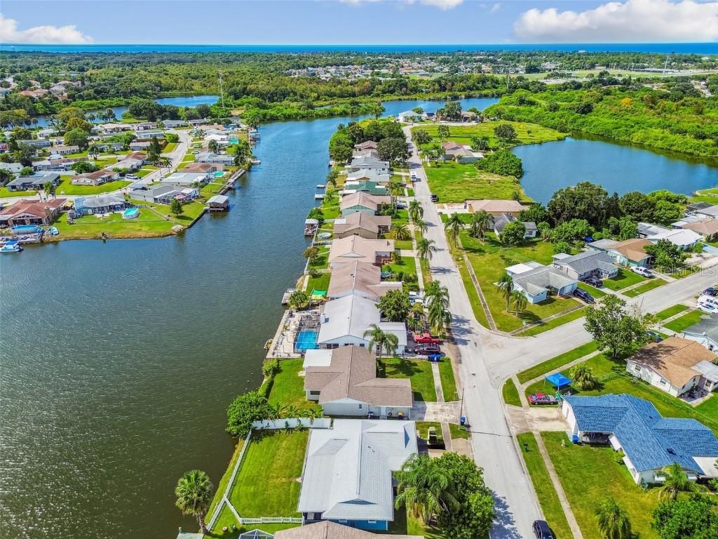 3222 Jackson Dr., Holiday, FL 34691