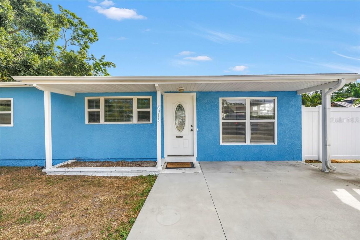 6913 Onyx Dr., St Petersburg, FL 33702