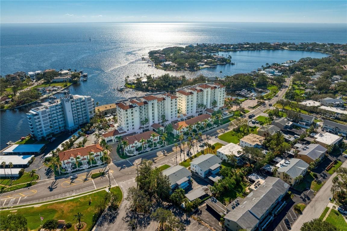 1325 NE Snell Isle Blvd. #711, St Petersburg, FL 33704