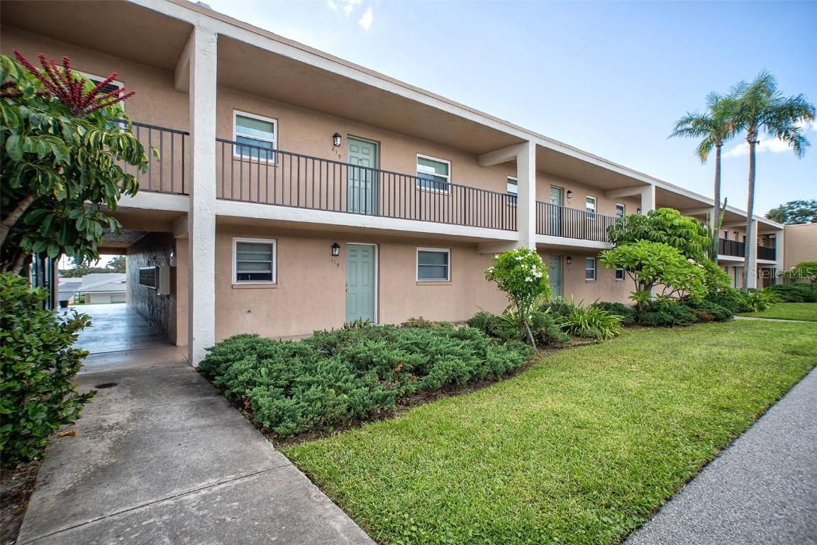 12300 Park Blvd. #219, Seminole, FL 33772