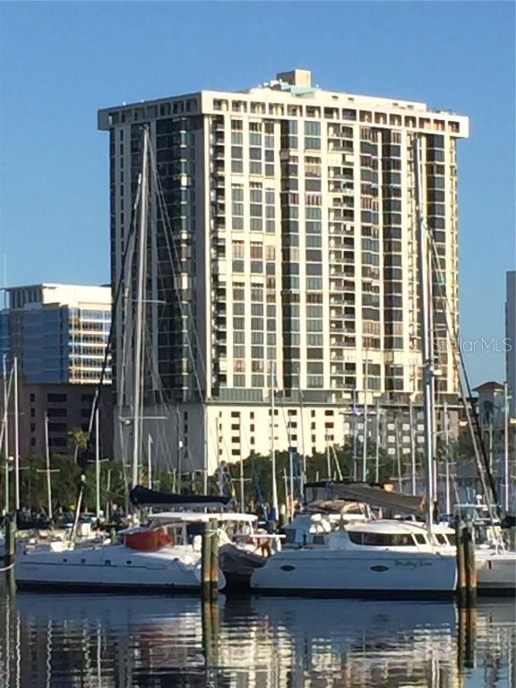 1 Beach Dr. #2405, St Petersburg, FL 33701