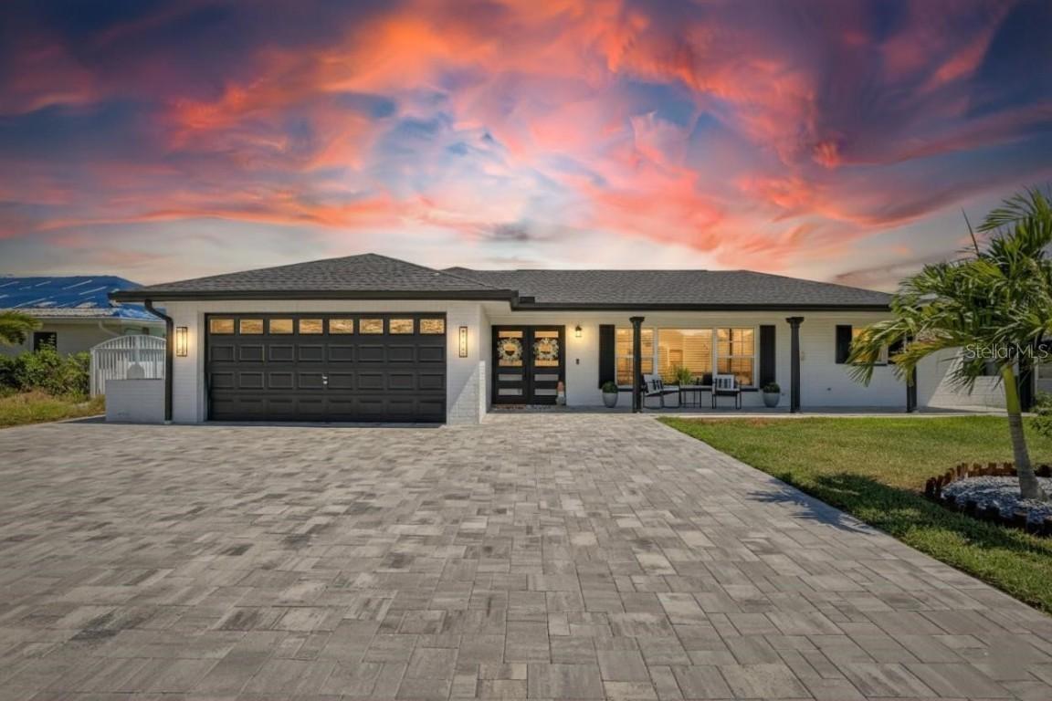 6337 Cocoa Ln., Apollo Beach, FL 33572