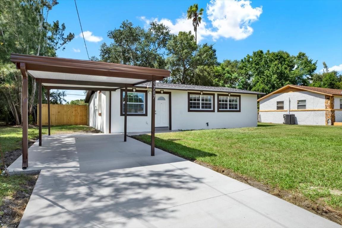 5707 S 79th St., Tampa, FL 33619