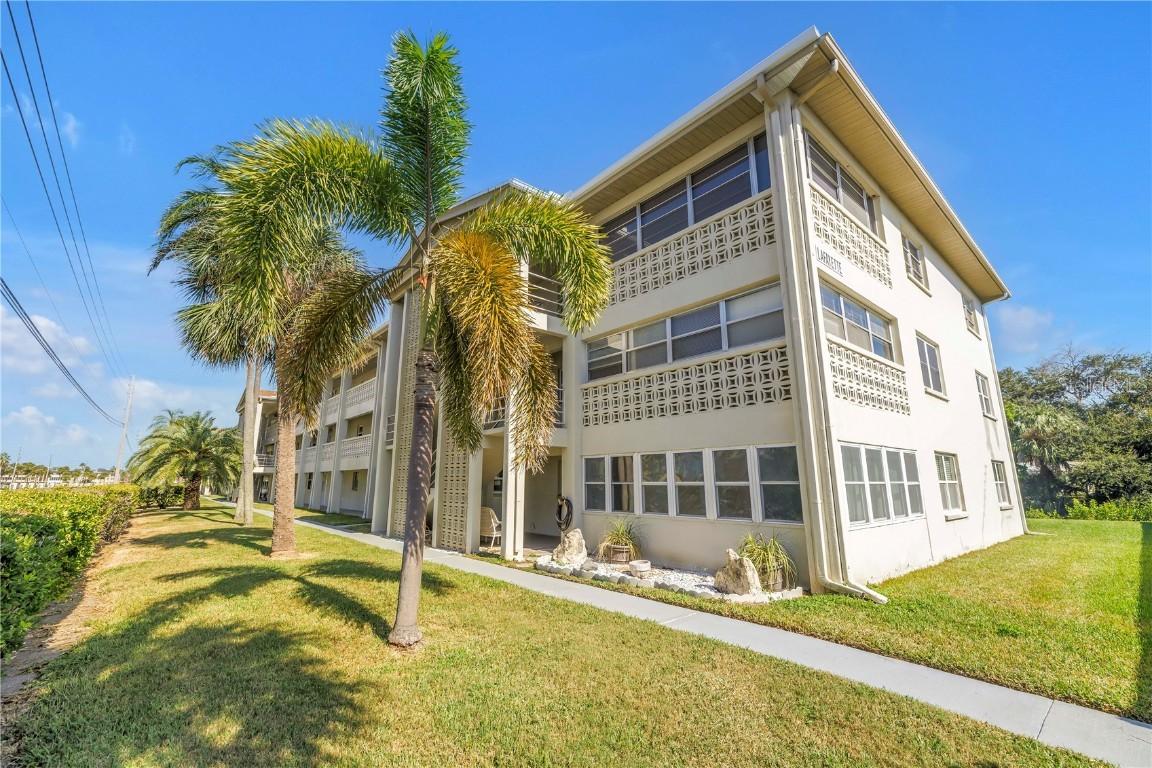 4455 Duhme Rd. #109, St Petersburg, FL 33708