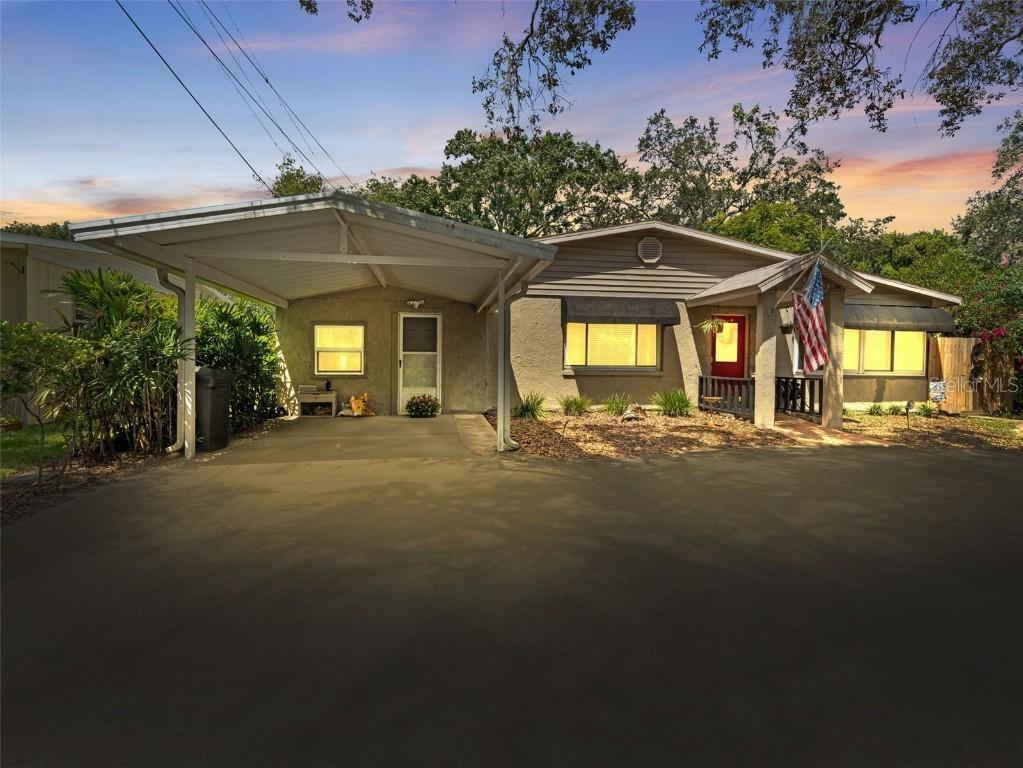 12510 Noreast Lake Dr., Tampa, FL 33612