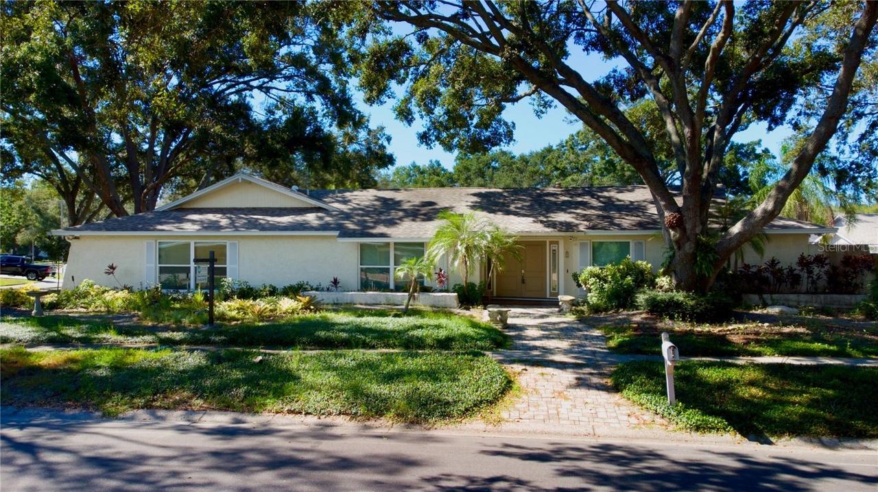 2770 Westchester Dr., Clearwater, FL 33761