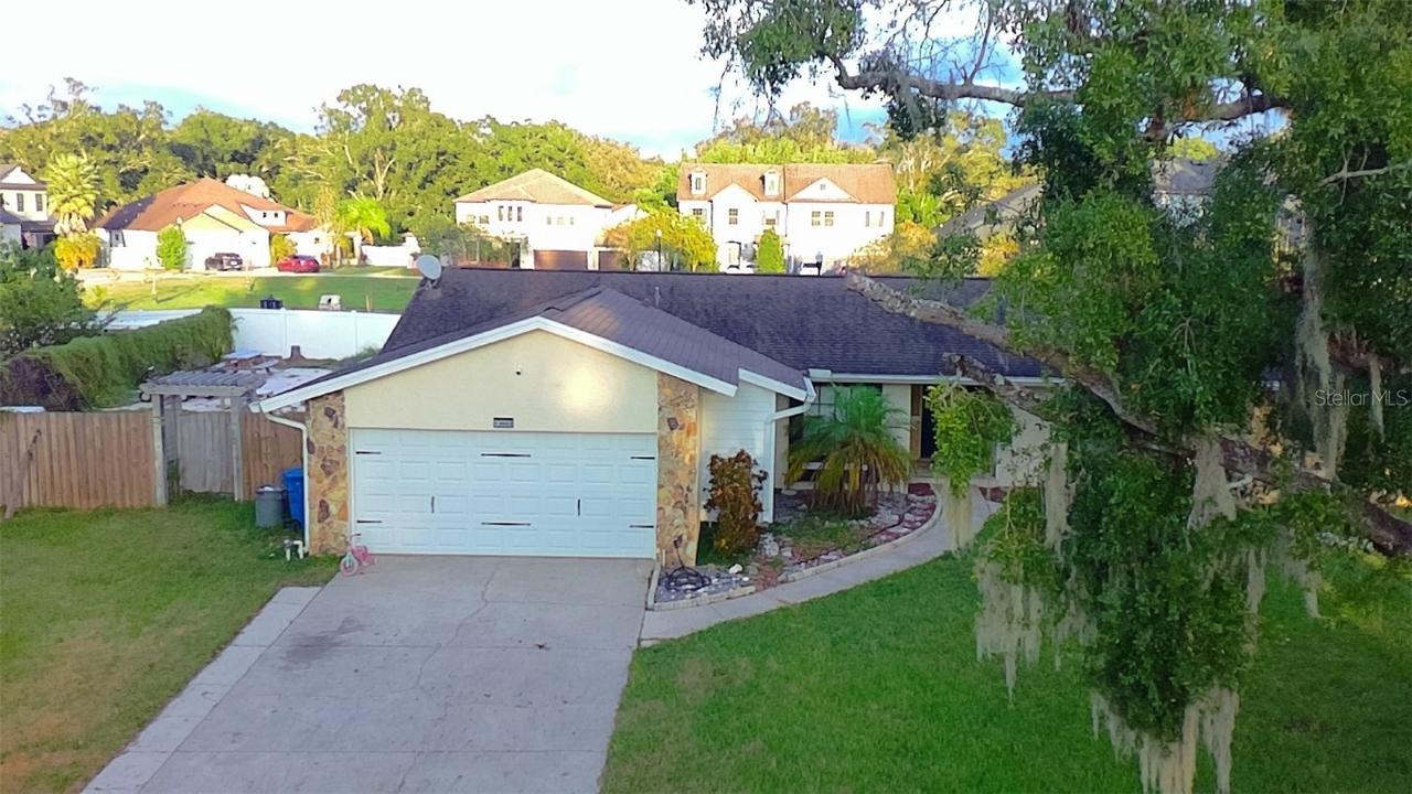 13603 Westshire Dr., Tampa, FL 33618