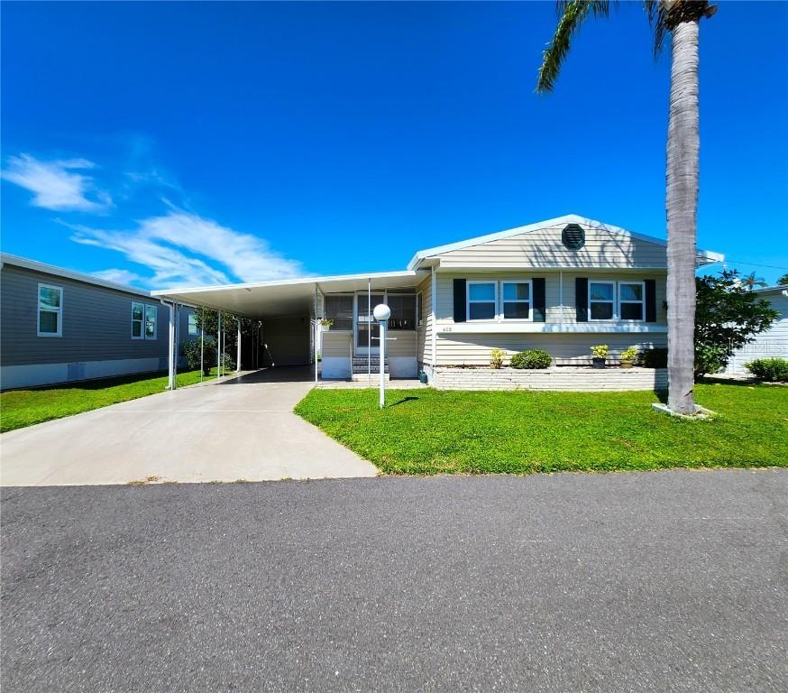 608 49th B Avenue Dr. #427, Bradenton, FL 34203