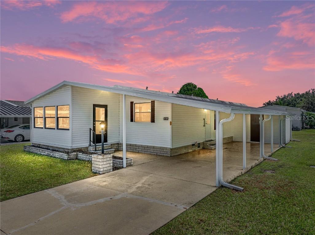 35106 Mcculloughs Leap, Zephyrhills, FL 33541