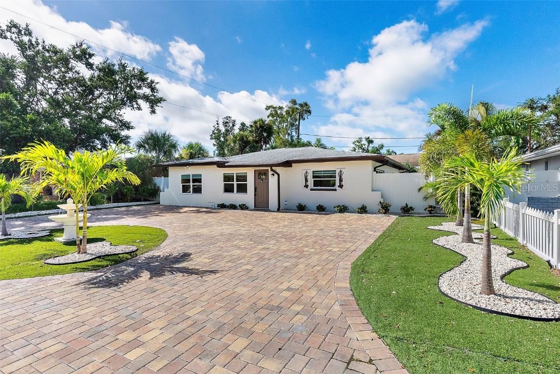 6750 W Flamingo Way, St Petersburg, FL 33707