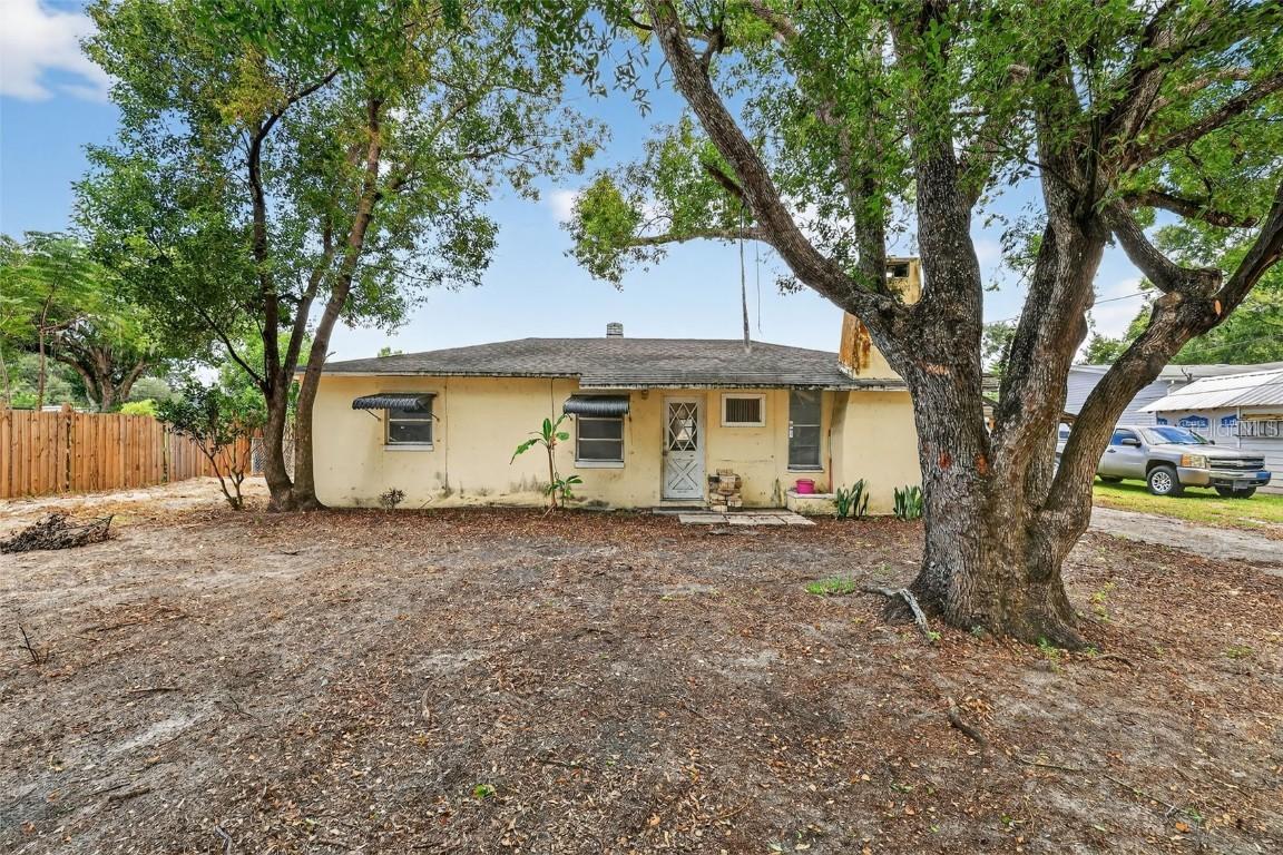 37421 Lupine Dr., Zephyrhills, FL 33541