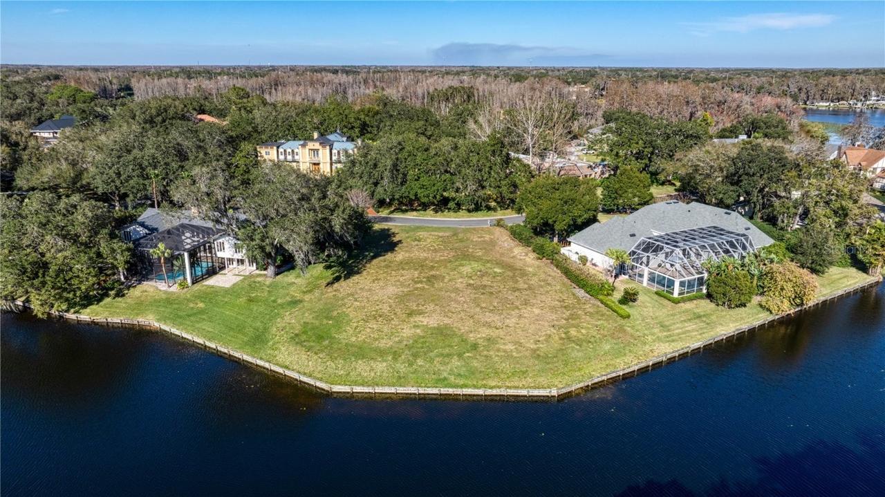 814 Taray De Avila, Tampa, FL 33613