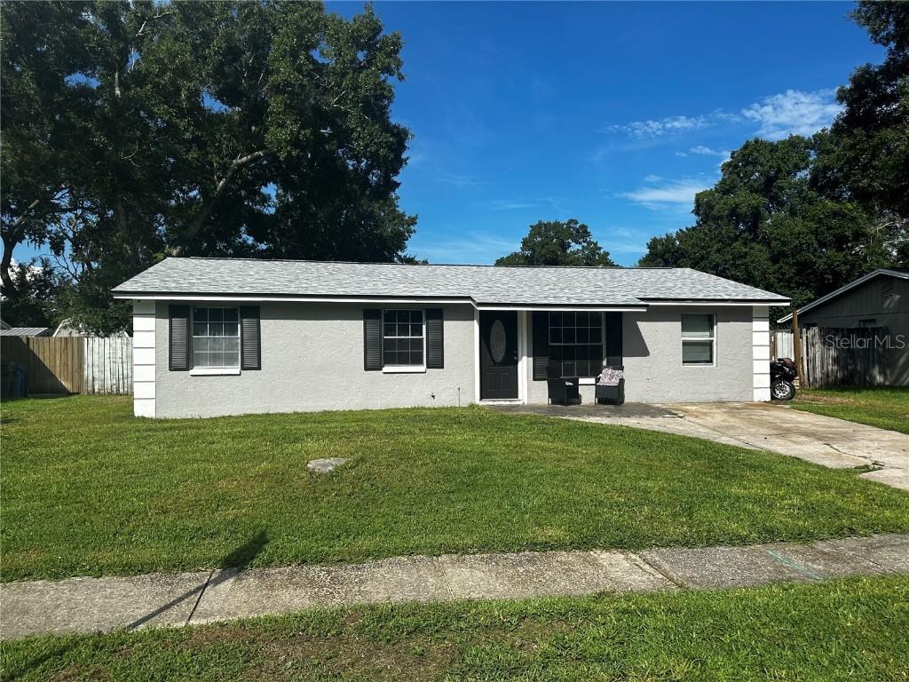 3704 Meadowbreeze Dr., Tampa, FL 33619