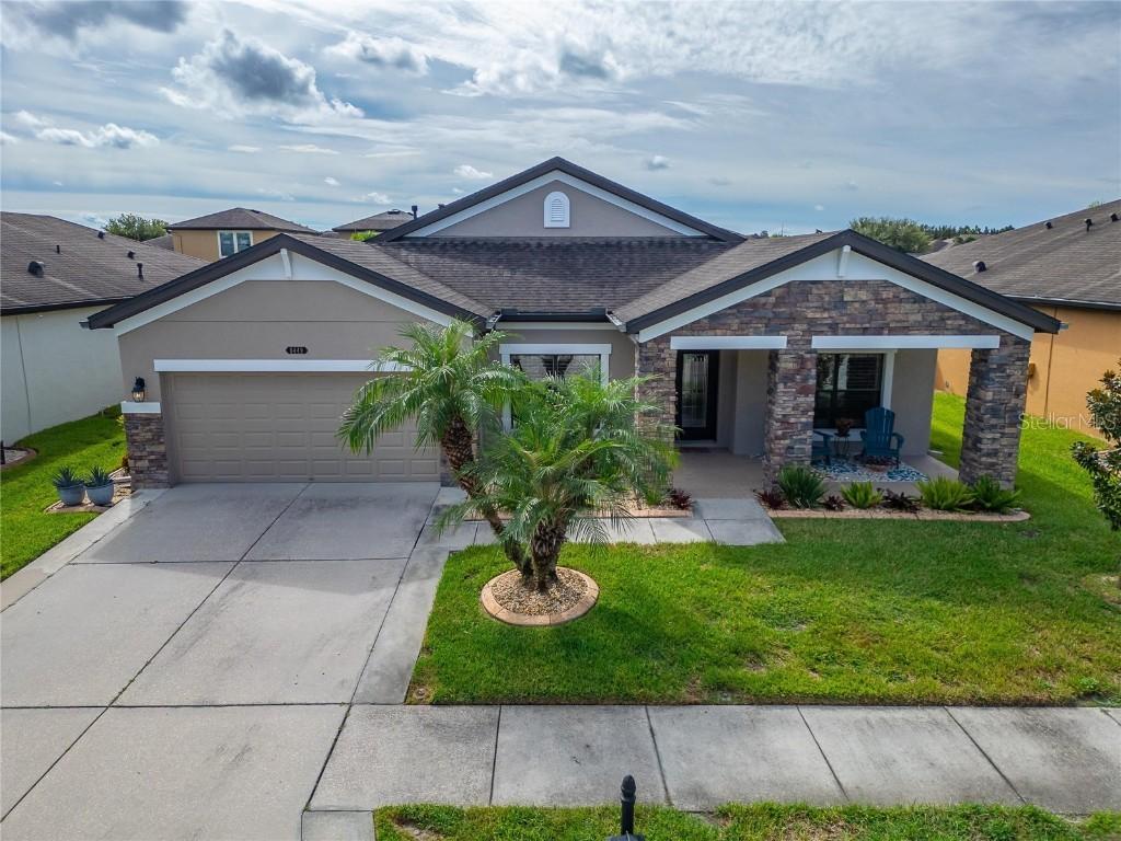 8449 Bluevine Sky Dr., Land O Lakes, FL 34637