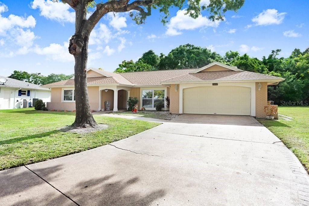 12600 Castleberry Ct., Bayonet Point, FL 34667
