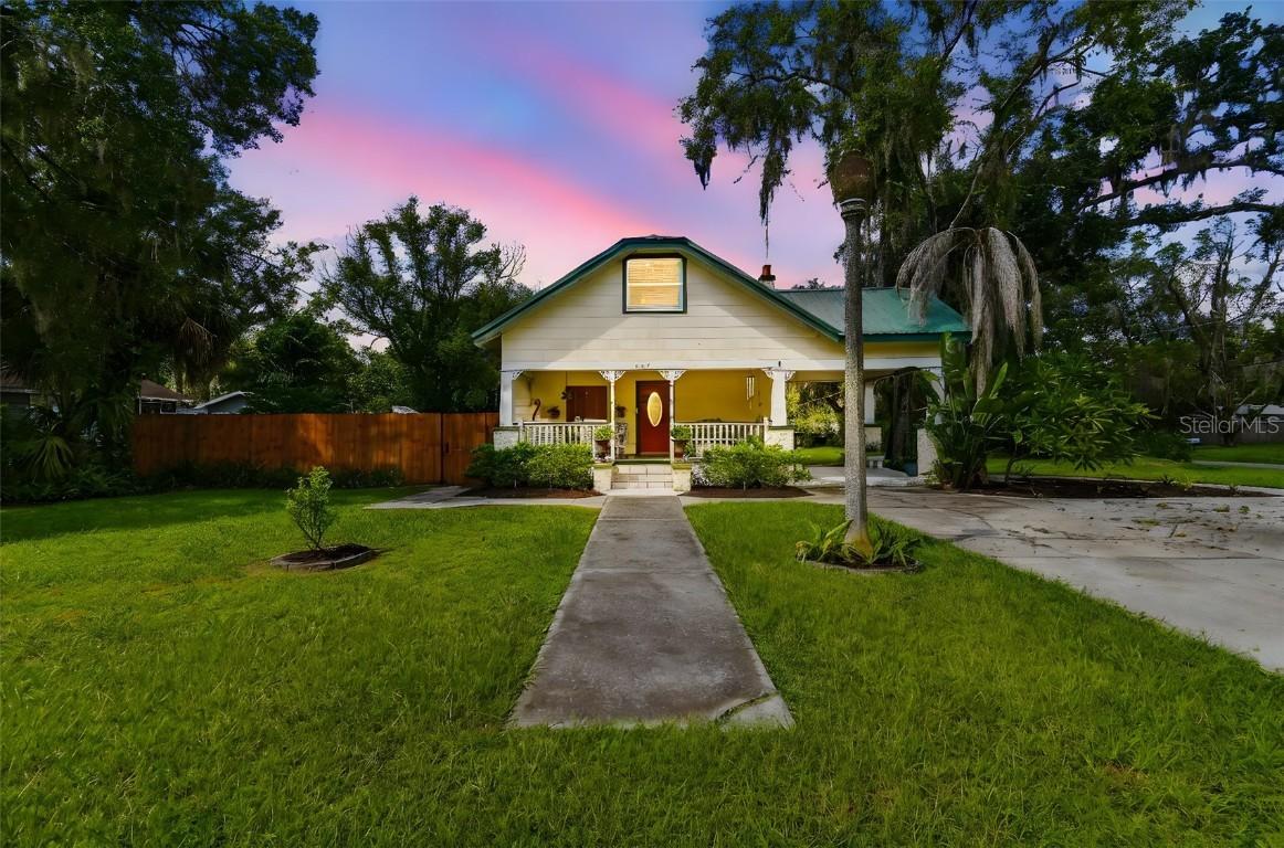 807 N Johnson St., Plant City, FL 33563