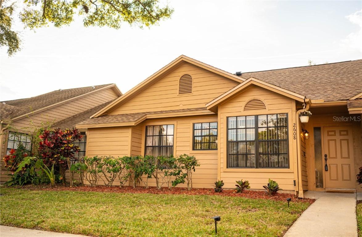 2608 Bentley Dr., Palm Harbor, FL 34684