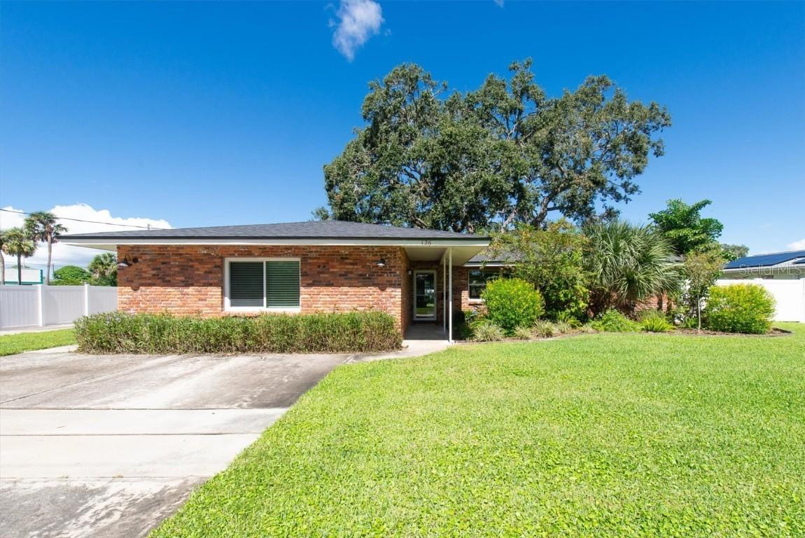 126 SE Madison Cir., St Petersburg, FL 33703